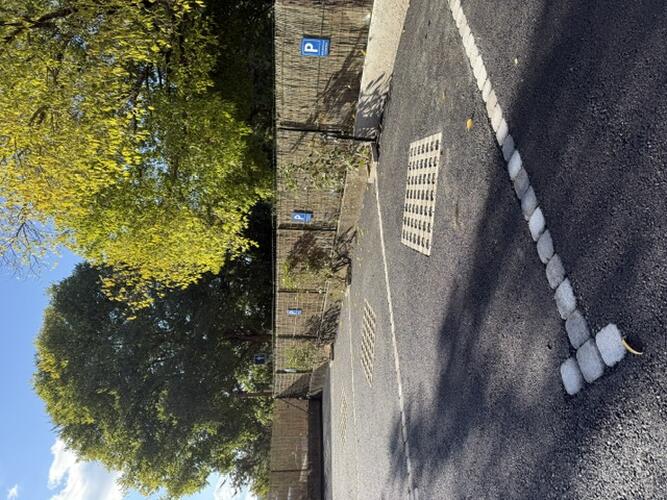 Parking privatif au Grand Hotel Forcalquier